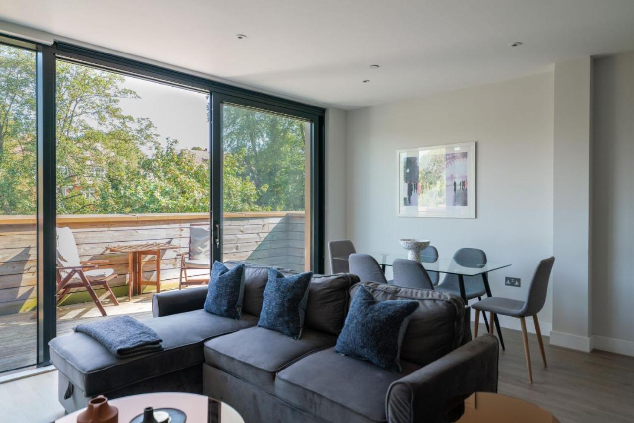 The Hampstead Hideout - Glamorous 3Bdr Flat With Balcony London Exterior foto
